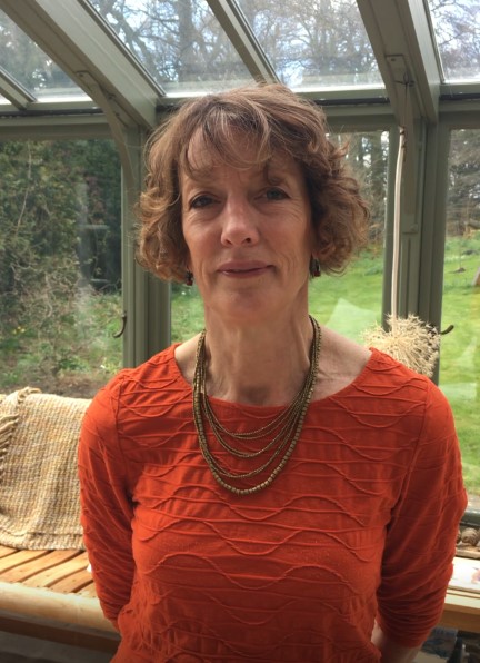 Julia Carr